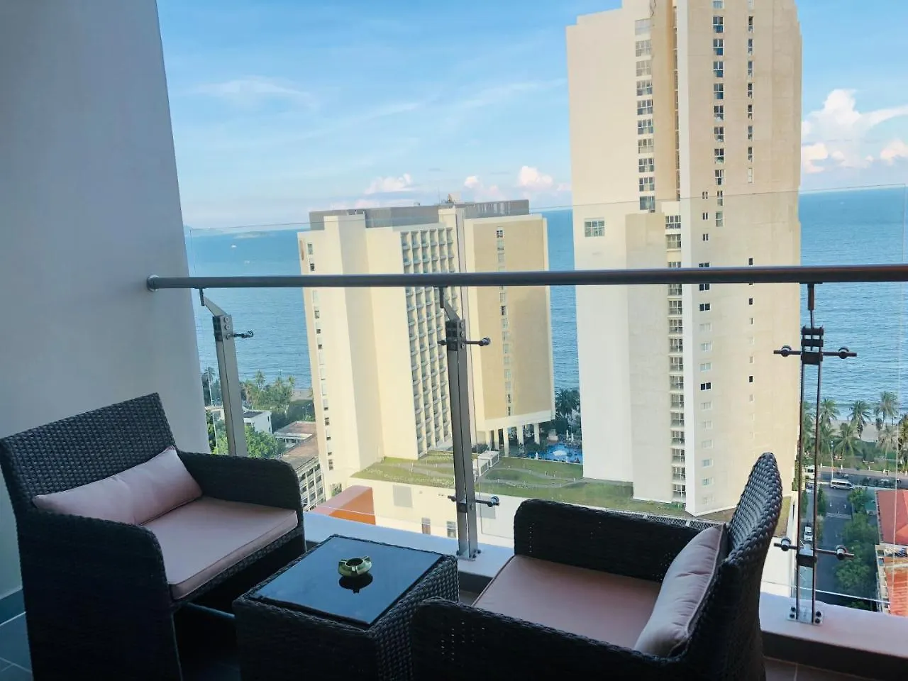 Atlantica Balcony Ocean View Serviced Apartment Nha Trang 0*,  Vietnam