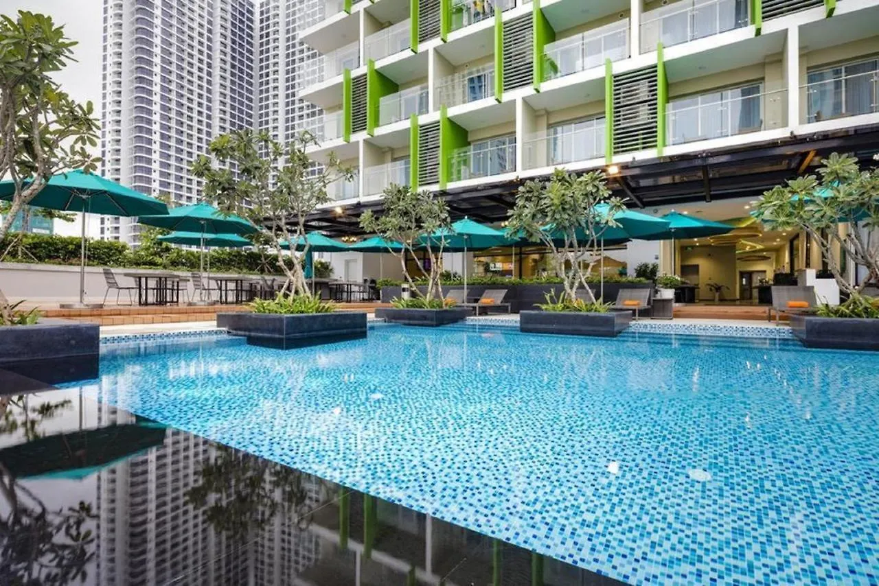 Atlantica Balcony Ocean View Serviced Apartment Nha Trang