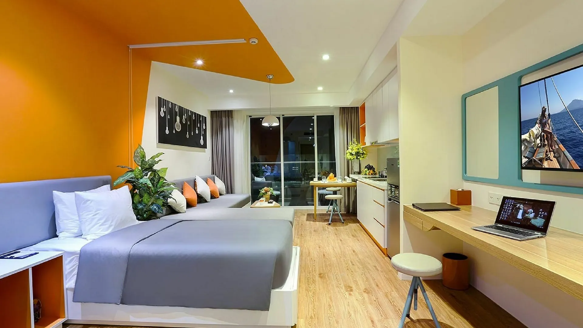 Atlantica Balcony Ocean View Serviced Apartment Nha Trang