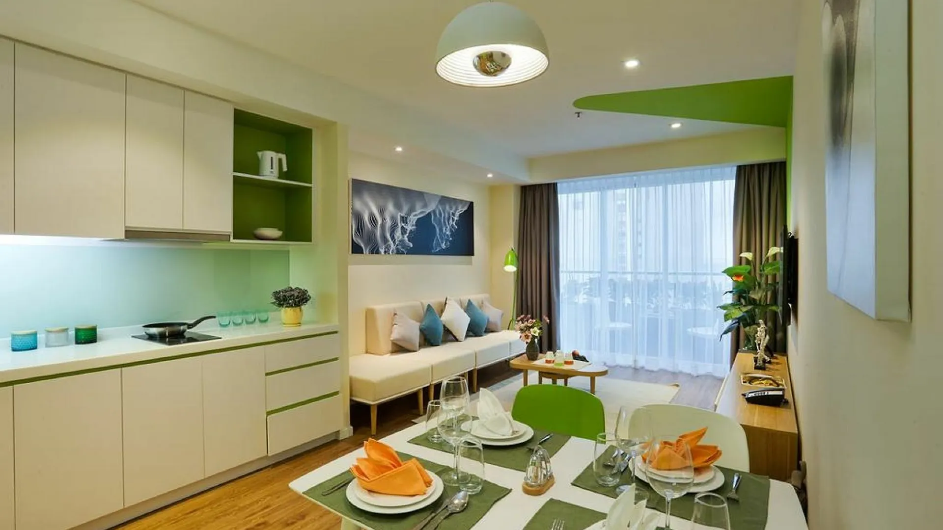 Atlantica Balcony Ocean View Serviced Apartment Nha Trang